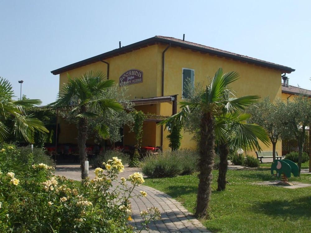 Hotel Bella Italia Peschiera del Garda Exterior photo