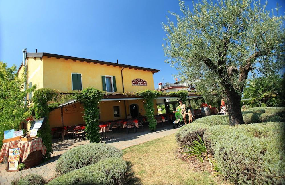 Hotel Bella Italia Peschiera del Garda Exterior photo