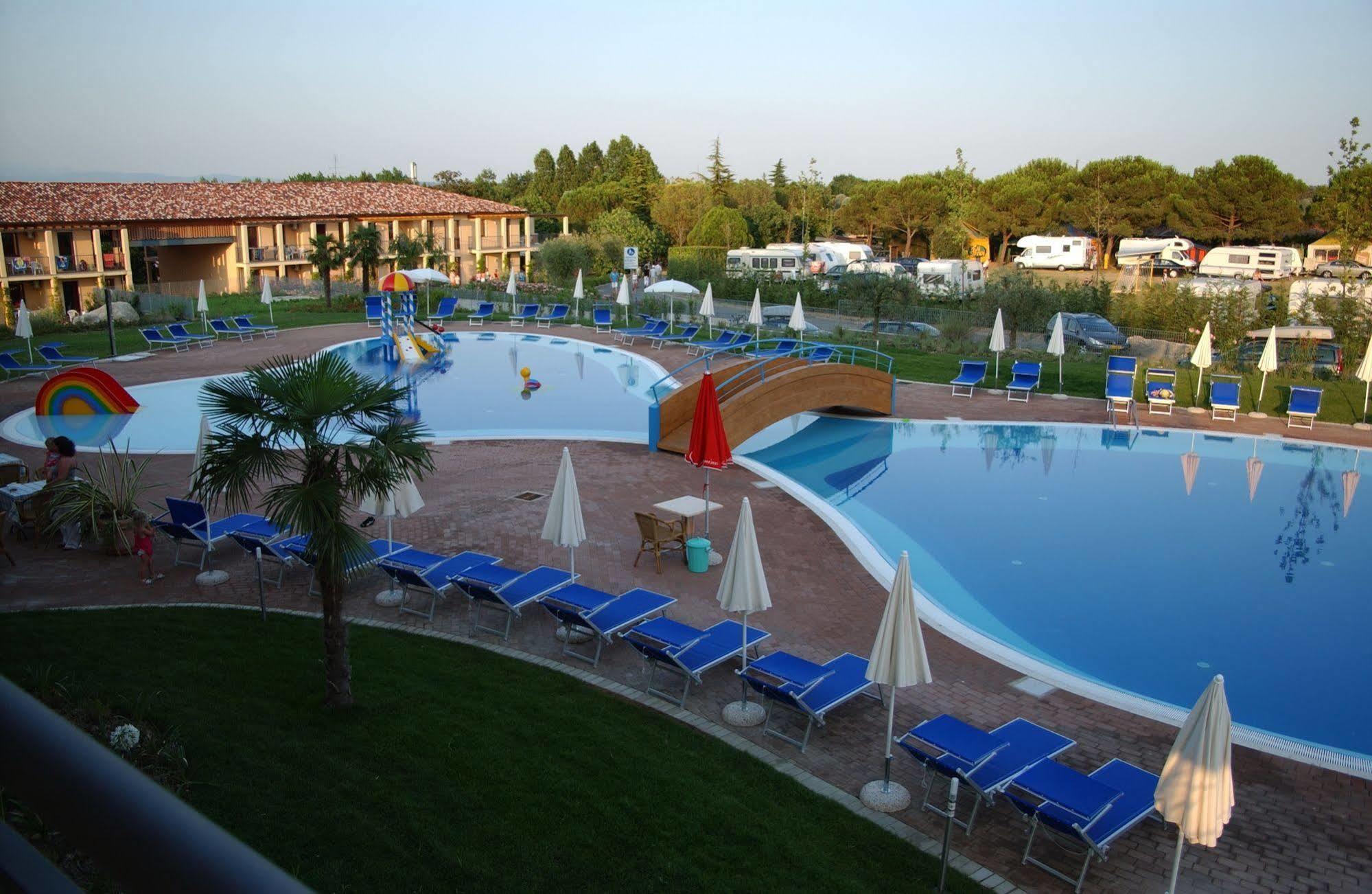 Hotel Bella Italia Peschiera del Garda Exterior photo